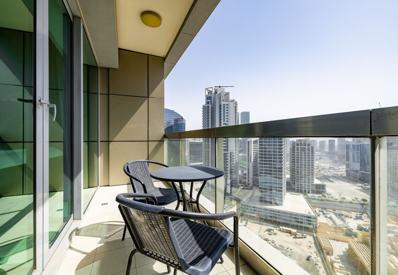 Апартаменты на Dubai - Studio Next to Burj Khalifa / Large Balcony With City View
