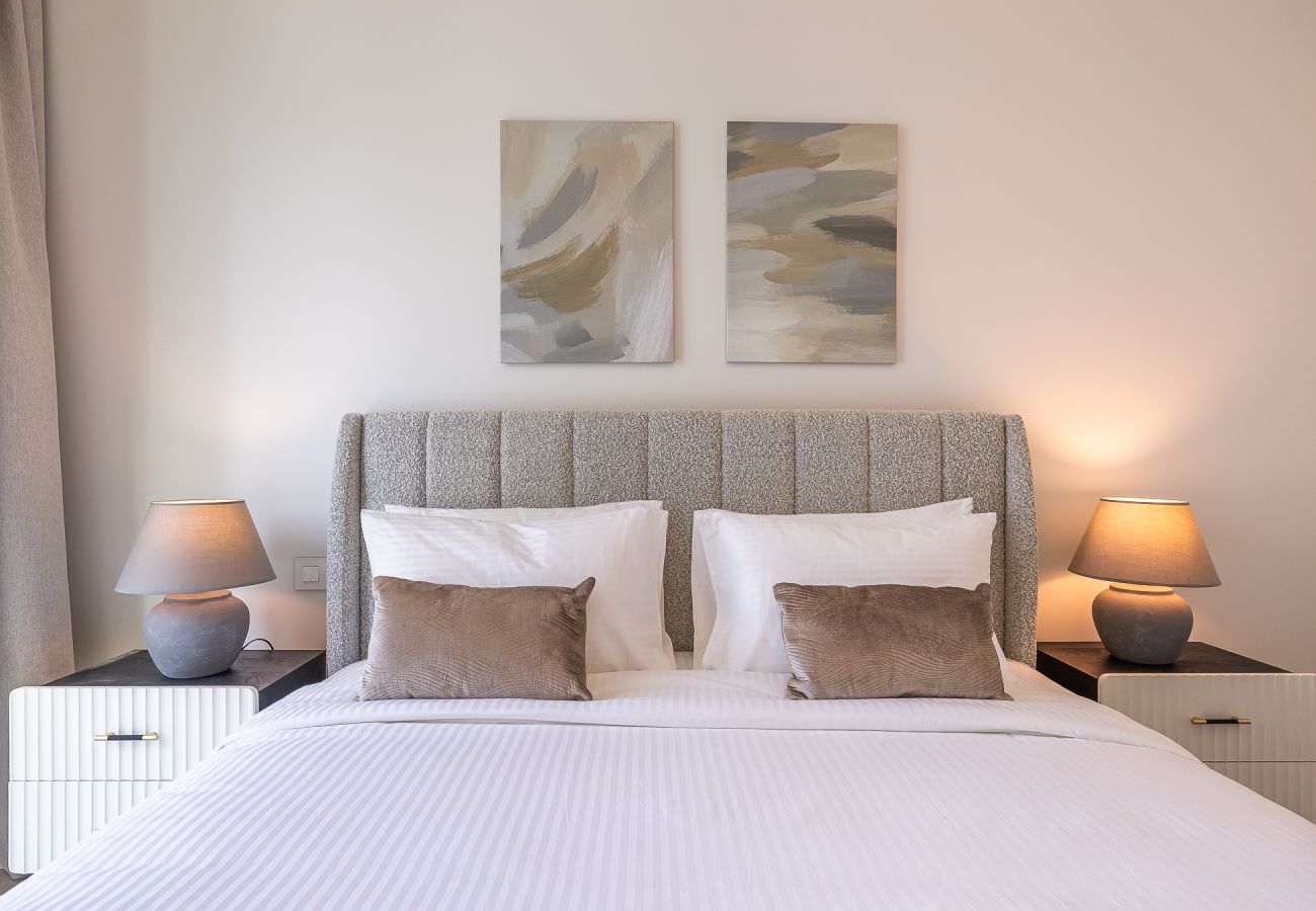 Апартаменты на Dubai - 3BDR Apartment +  maid room I Burj Khalifa view I Downtown