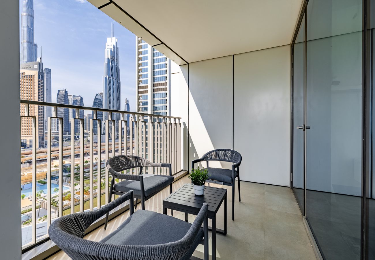 Апартаменты на Dubai - 3BDR Apartment +  maid room I Burj Khalifa view I Downtown