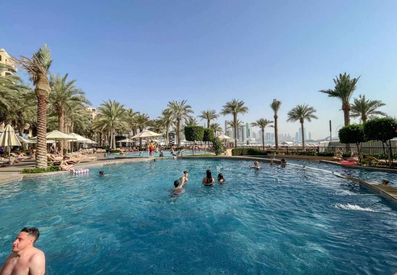 Апартаменты на Dubai - Elegant 1-Bedroom Apartment in Fairmont Residences South on The Palm