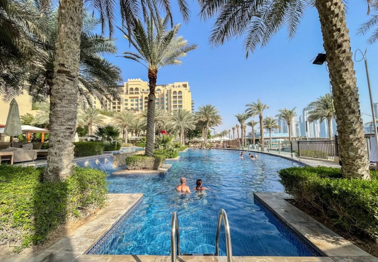 Апартаменты на Dubai - Elegant 1-Bedroom Apartment in Fairmont Residences South on The Palm