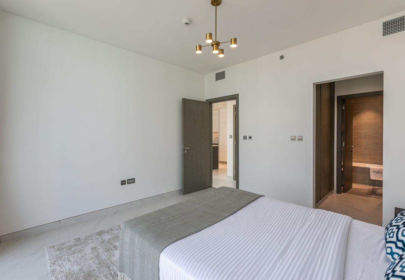 Апартаменты на Dubai - Lagoon-Facing 1BR Apartment | Residences 14, District One