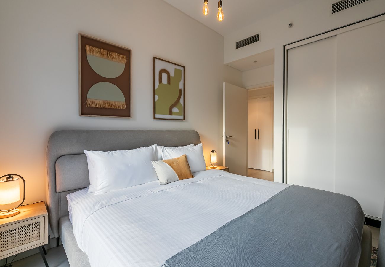 Апартаменты на Dubai - Spacious and Stylish 2-Bedroom Apartment in Dubai Hills I Socio Tower 