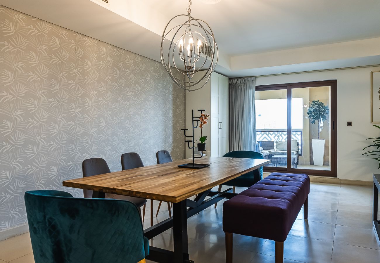 Апартаменты на Dubai - Renovated 4BDR in Palm Jumeirah