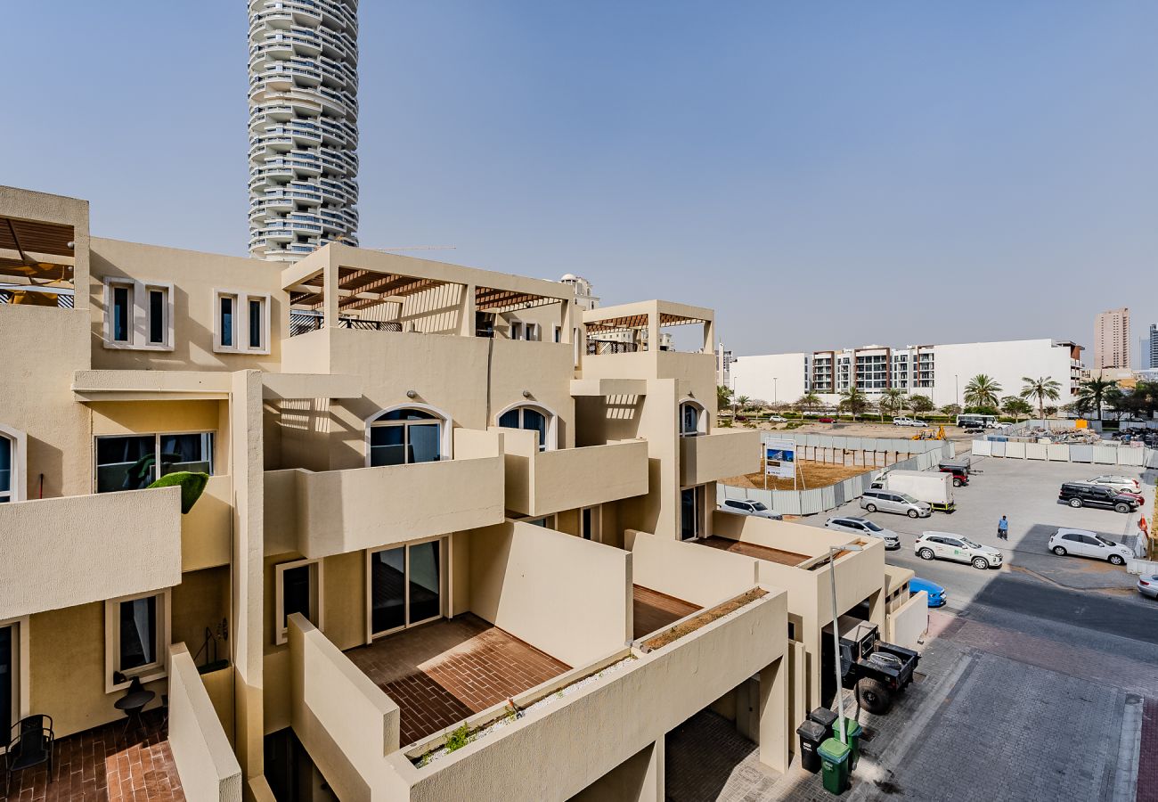 Апартаменты на Dubai - Stunning studio Apartment in JVC I Luma 