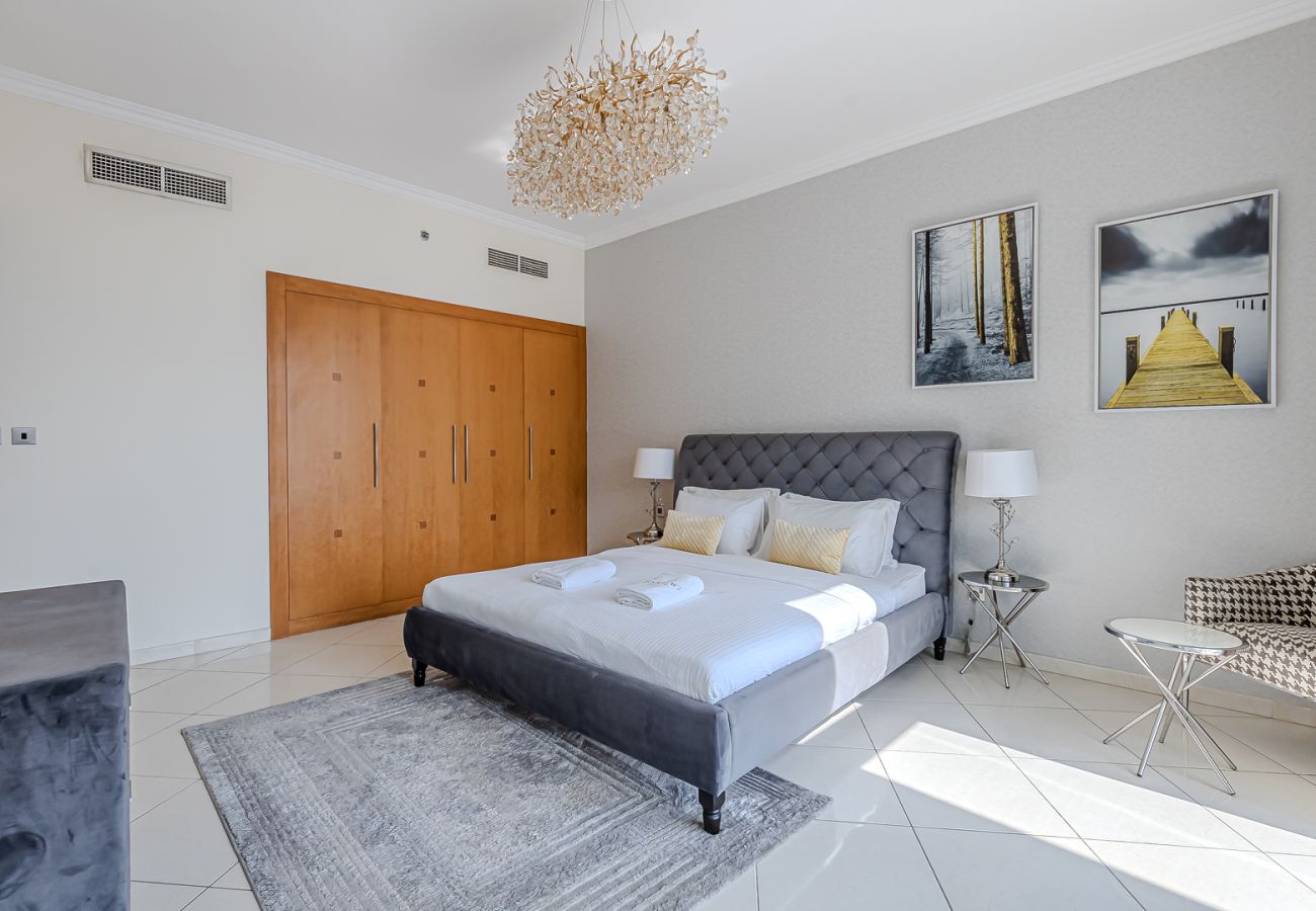 Апартаменты на Dubai - Spacious 3BDR Apartment in Marina with Office