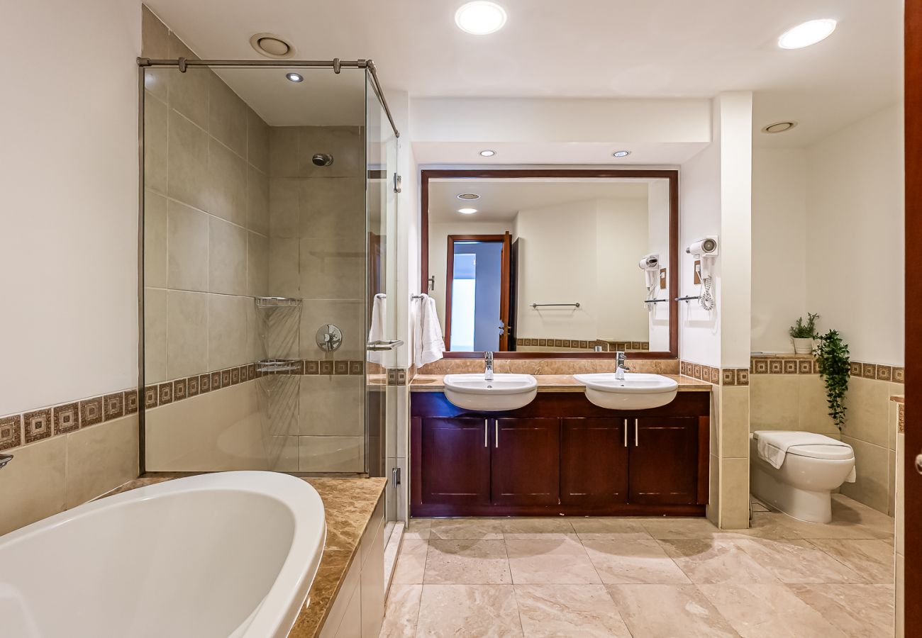 Апартаменты на Dubai - Luxurious 1BR Apartment | Fairmont South Residences IPalm Jumeirah