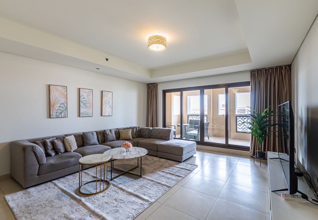 Апартаменты на Dubai - Renovated 3BDR in Palm Jumeirah