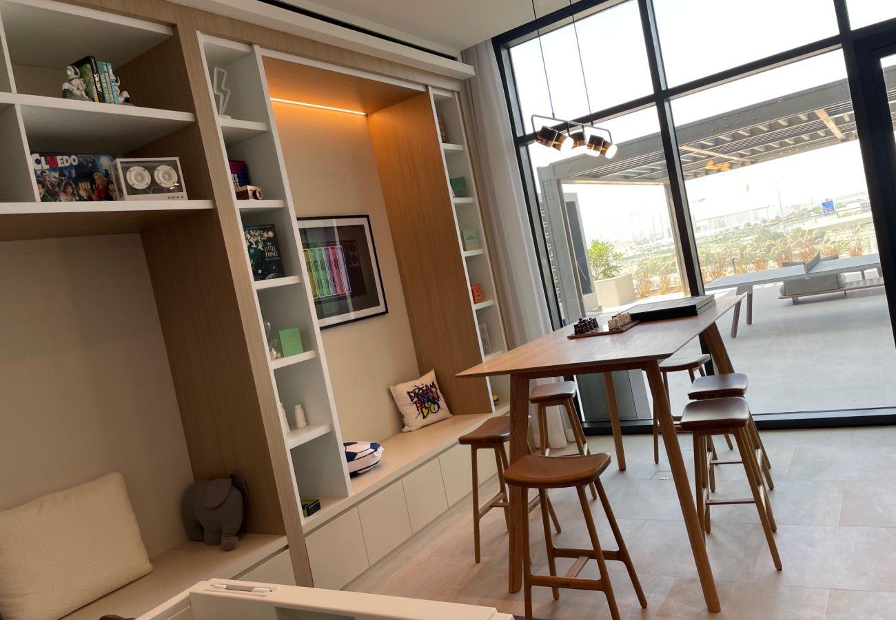 Апартаменты на Dubai - Luxurious 1BDR apartment in MBR City