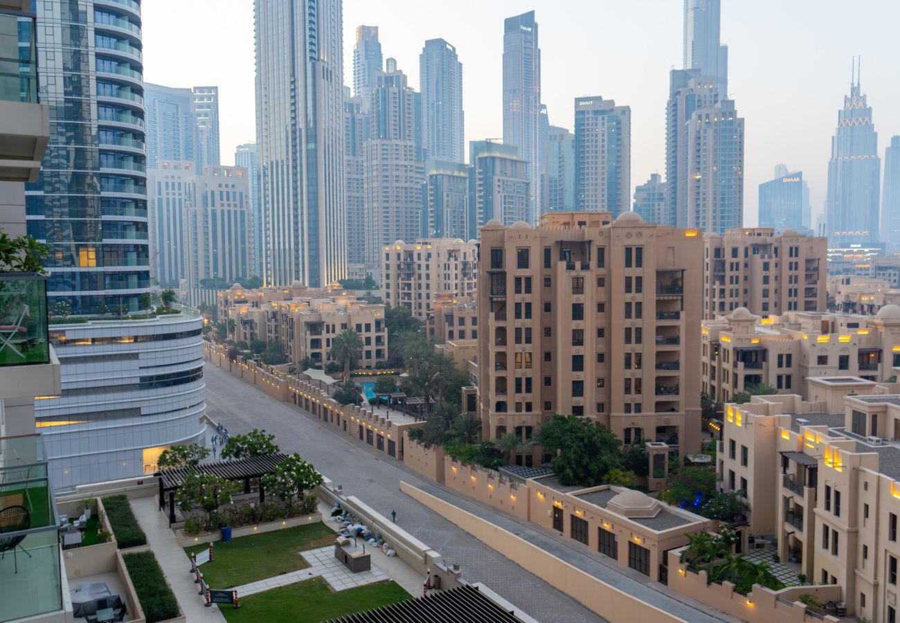 Апартаменты на Dubai - Burj Khalifa View I Modern Home I 2 Bedrooms 