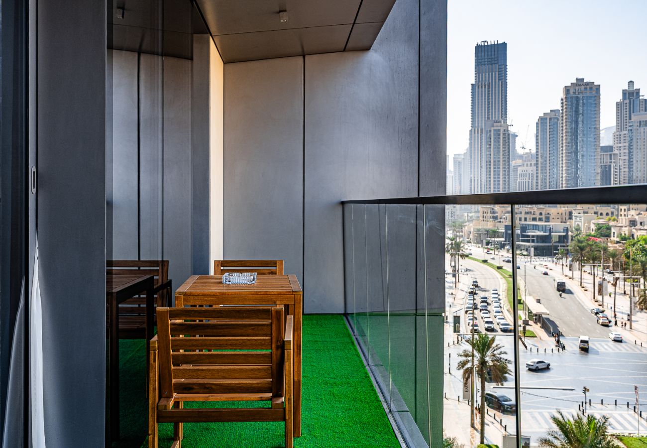 Апартаменты на Dubai - Modern & Spacious 1-Bedroom Apartment in Boulevard Point I Downtown Dubai