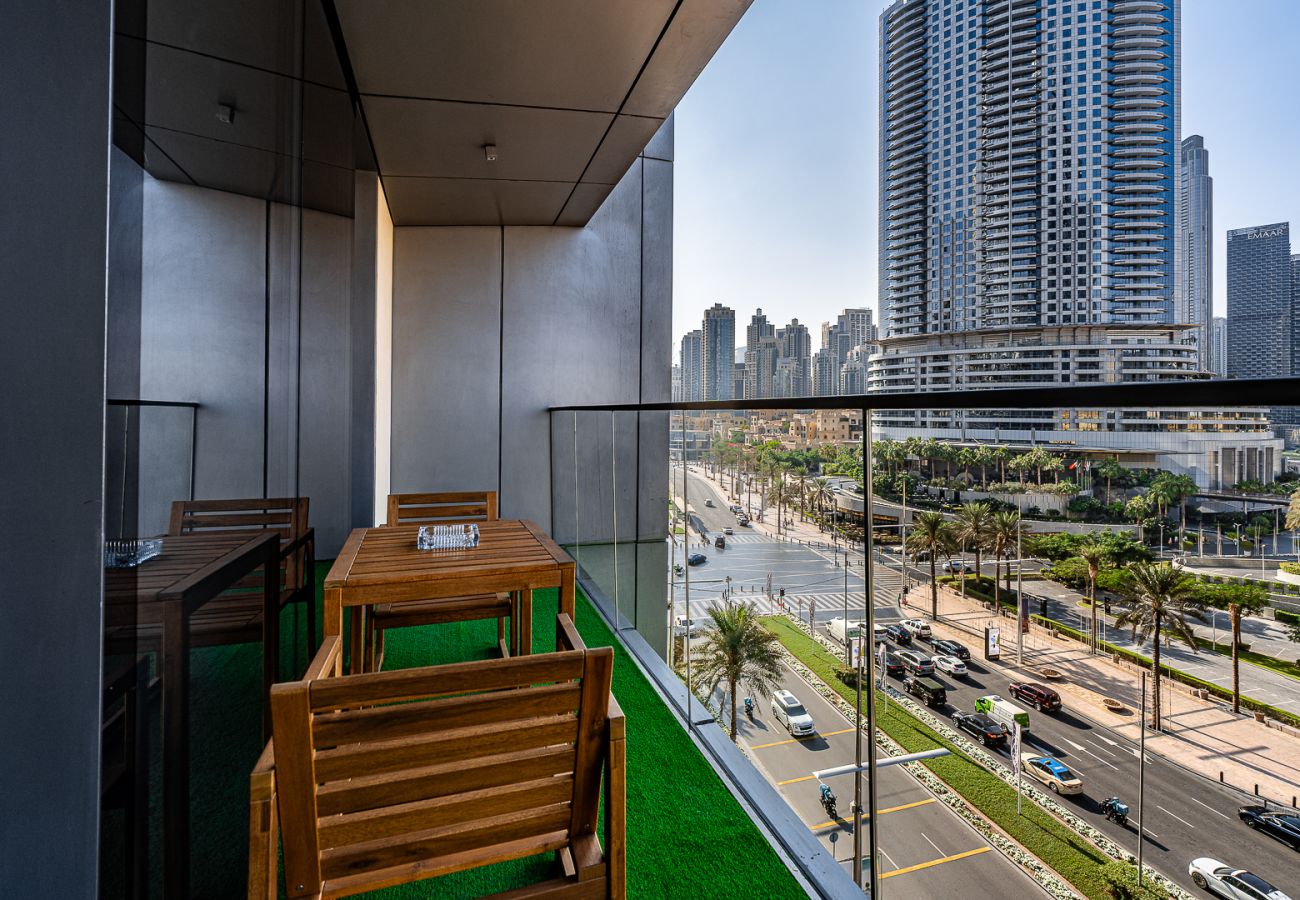 Апартаменты на Dubai - Modern & Spacious 1-Bedroom Apartment in Boulevard Point I Downtown Dubai