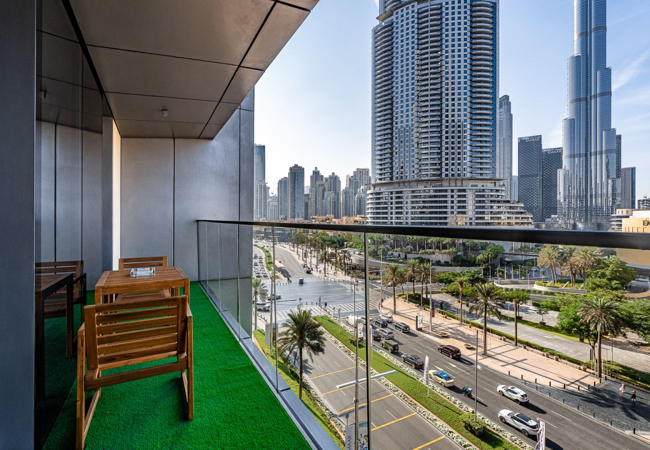 Апартаменты на Dubai - Modern & Spacious 1-Bedroom Apartment in Boulevard Point I Downtown Dubai