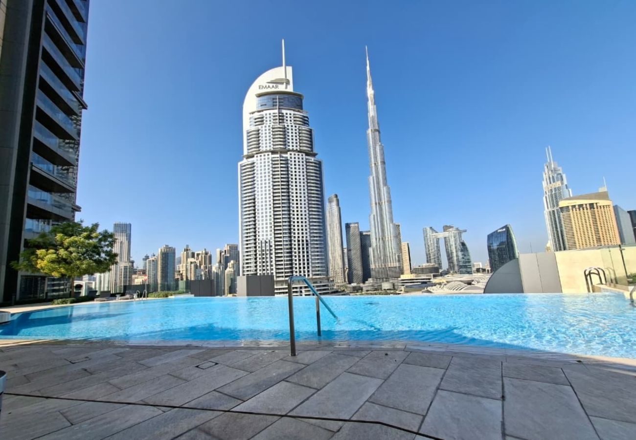 Апартаменты на Dubai - Modern & Spacious 1-Bedroom Apartment in Boulevard Point I Downtown Dubai