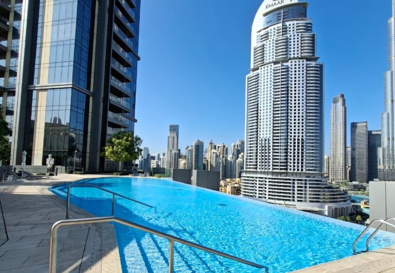 Апартаменты на Dubai - Modern & Spacious 1-Bedroom Apartment in Boulevard Point I Downtown Dubai