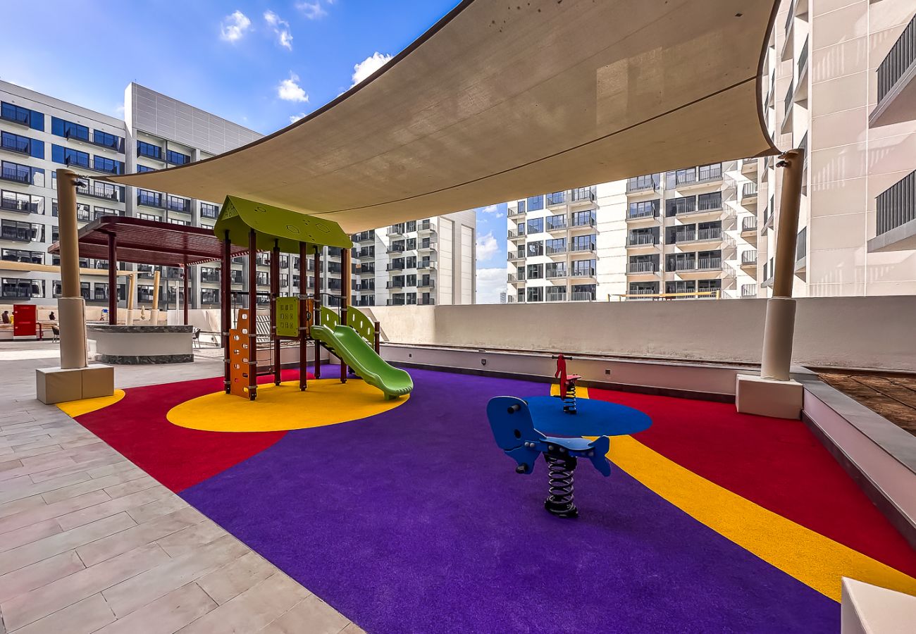 Квартира-студия на Dubai - Exquisite studio apartment in Azizi Mirage