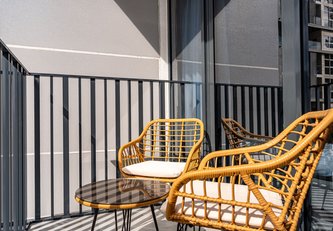 Квартира-студия на Dubai - Exquisite studio apartment in Azizi Mirage