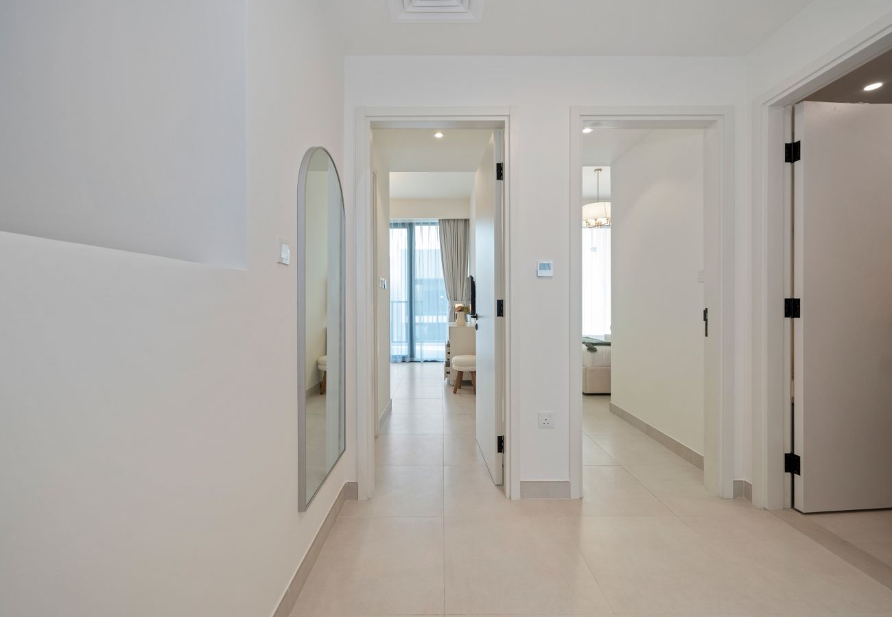 Таунхаус на Dubai - Modern 3-Bedroom Townhouse with Maid’s Room & Private Garden