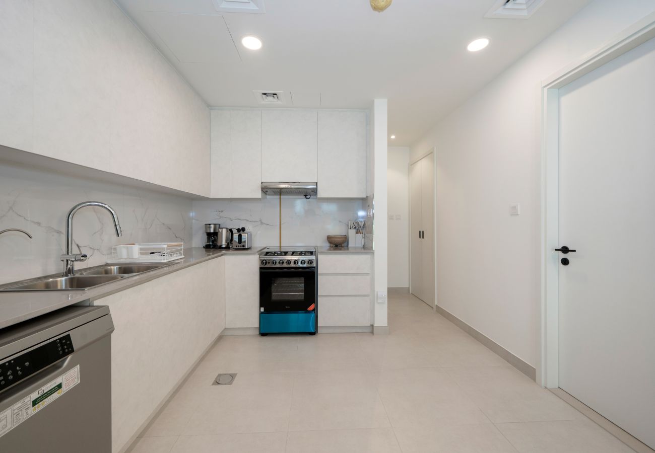 Таунхаус на Dubai - Modern 3-Bedroom Townhouse with Maid’s Room & Private Garden