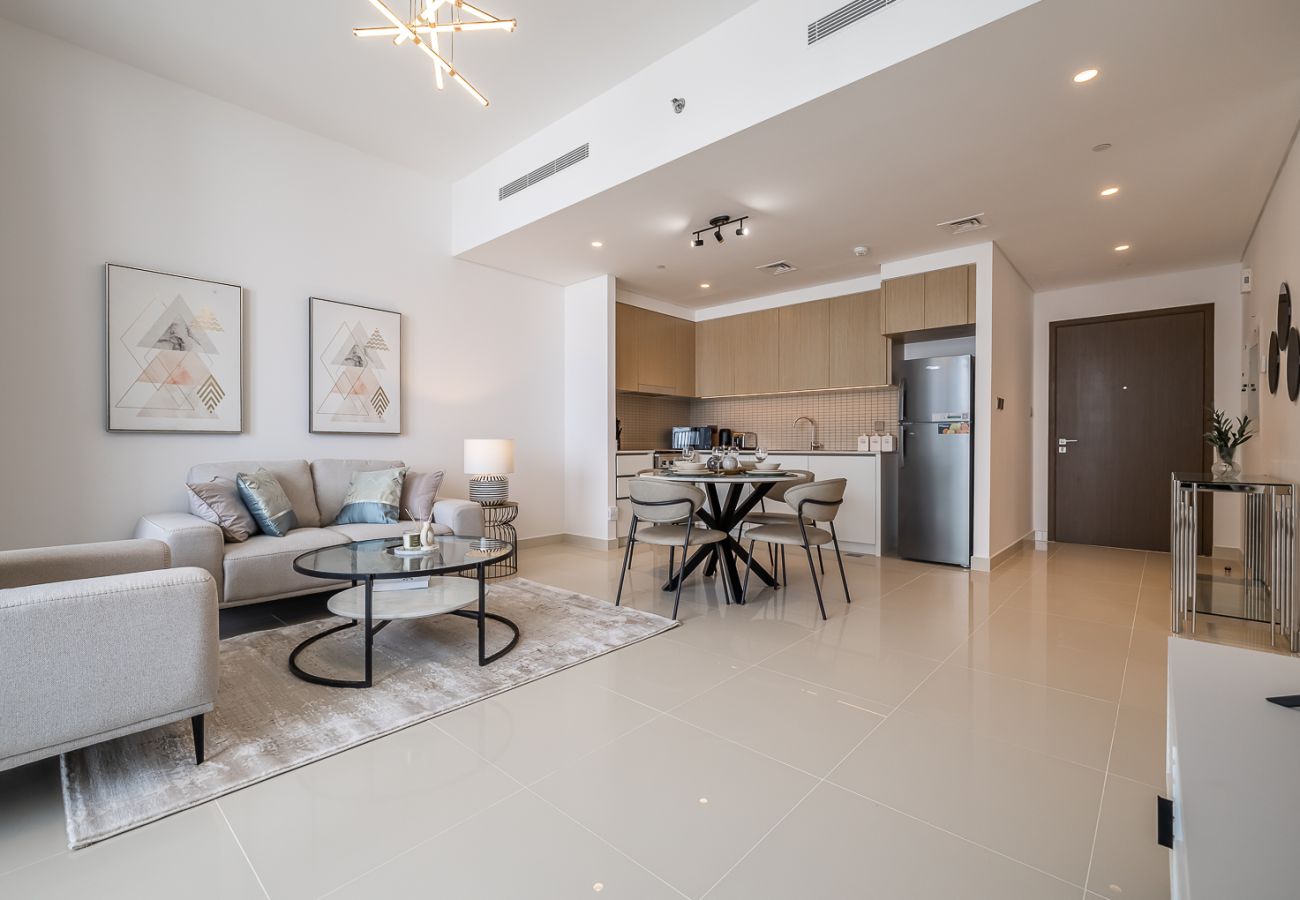 Апартаменты на Dubai - Modern 1BDR Apartment in Creek Harbour / 17 Icon Bay