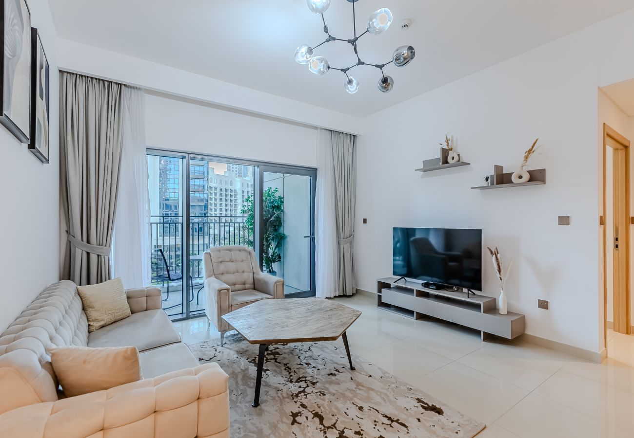 Апартаменты на Dubai - Spacious and modern  1BDR Apartment in Creek Harbour / 17 Icon Bay