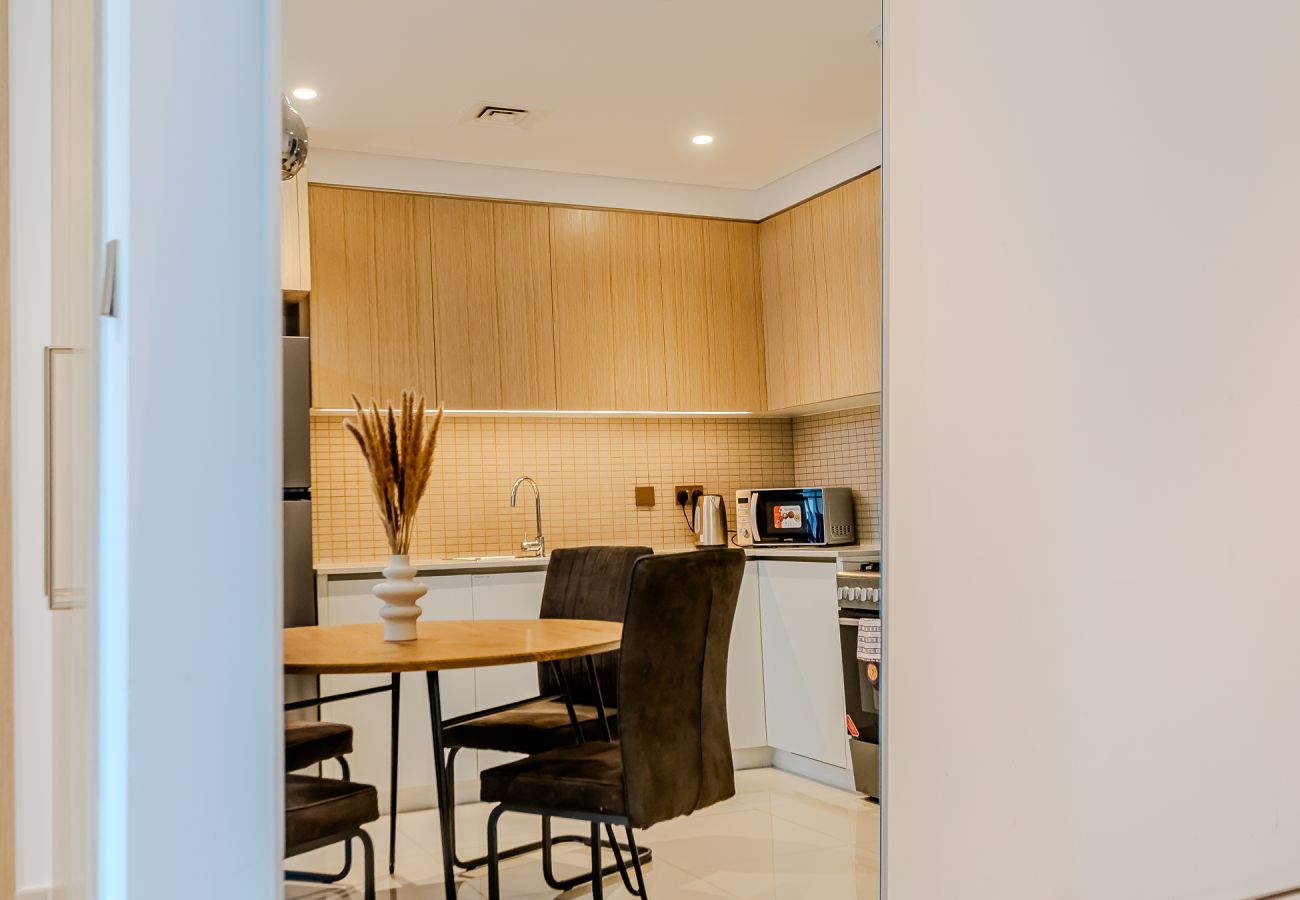 Апартаменты на Dubai - Spacious and modern  1BDR Apartment in Creek Harbour / 17 Icon Bay