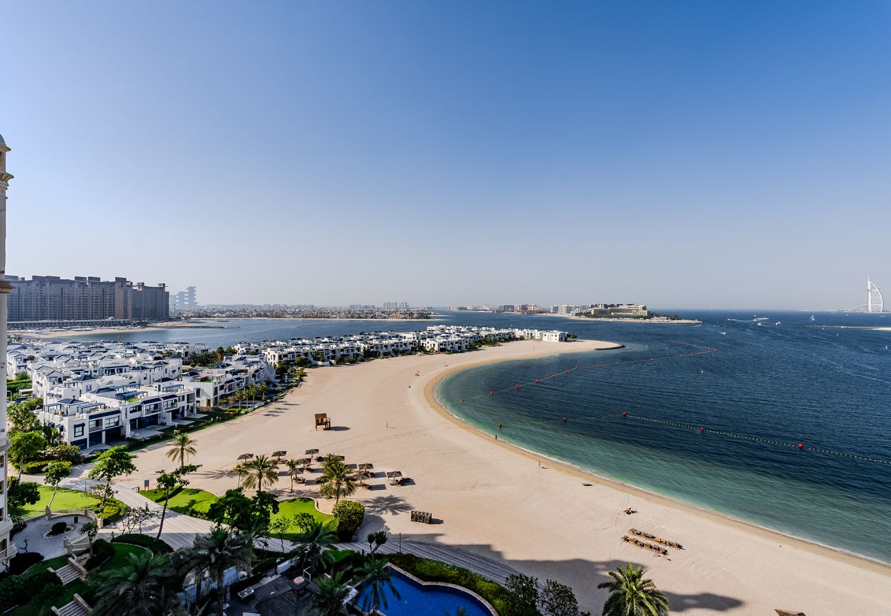 Апартаменты на Dubai - 2BDR I Sea View I Shoreline I Hatimi