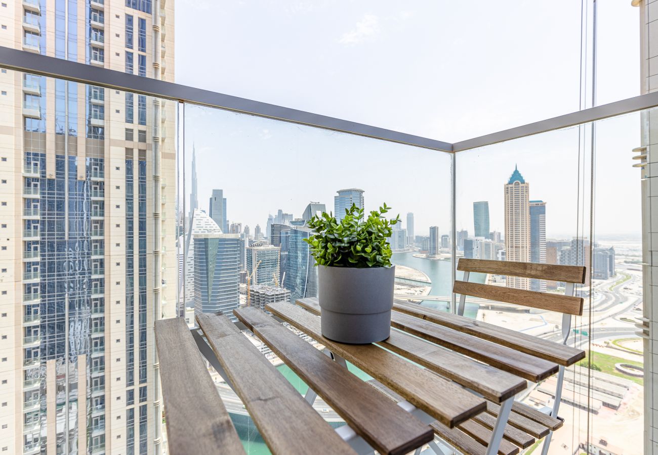 Апартаменты на Dubai - 1 BDR Apartment | Canal view | Burj Khalifa view