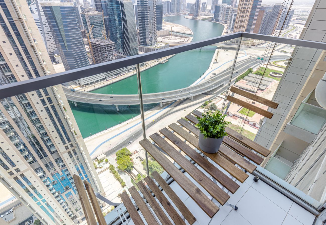 Апартаменты на Dubai - 1 BDR Apartment | Canal view | Burj Khalifa view