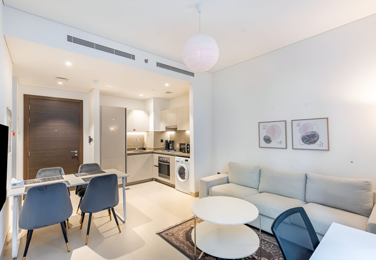 Апартаменты на Dubai - Spacious 1 Bedroom Apartment in Creek Sobha