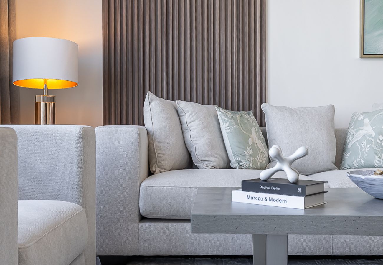 Апартаменты на Dubai - Elegant 3-Bedroom Apartment with Maid’s Room in Creek Gate – Dubai Creek Harbour