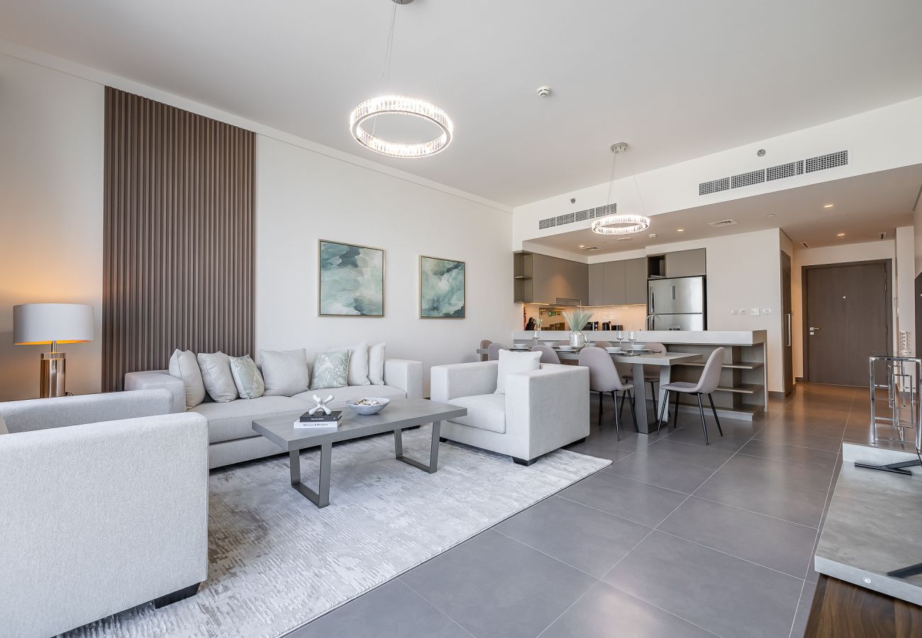 Апартаменты на Dubai - Elegant 3-Bedroom Apartment with Maid’s Room in Creek Gate – Dubai Creek Harbour