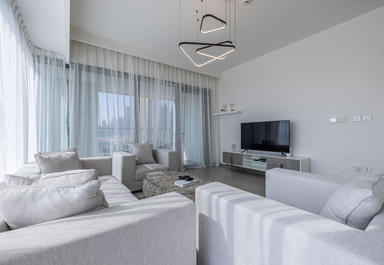 Апартаменты на Dubai - 3BDR Apartment +  maid room I Burj Khalifa view I Downtown