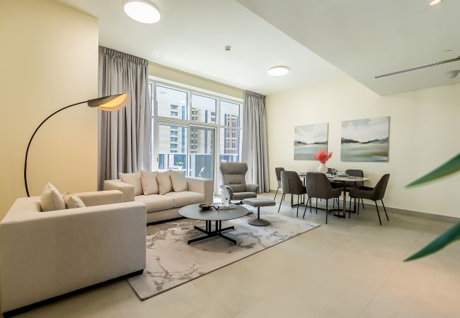 Апартаменты на Dubai - Spacious 2 BDR plus Maid room apartment with Sea View in Dubai Marina