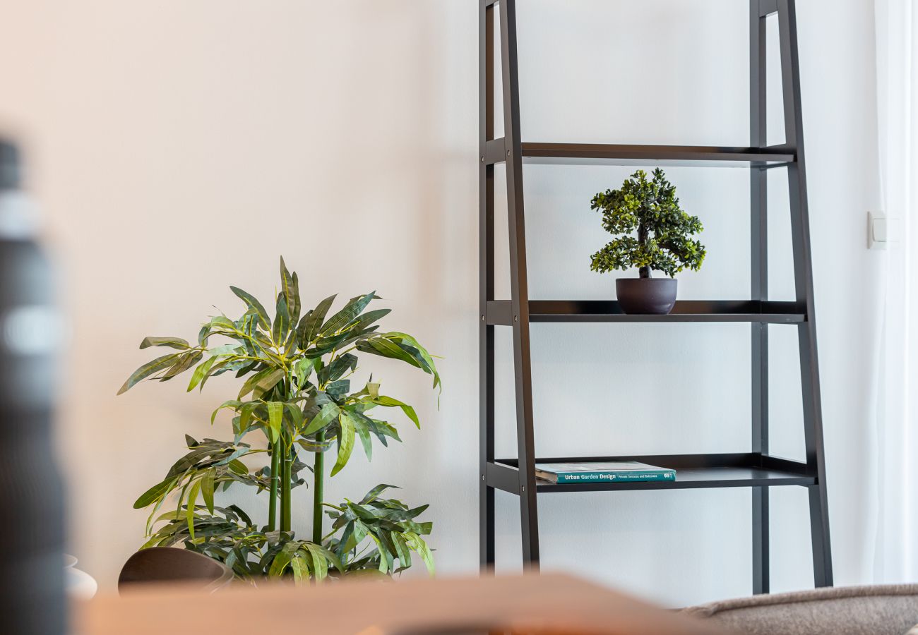 Апартаменты на Dubai - 1 BDR Apartment with office space / Dubai Marina