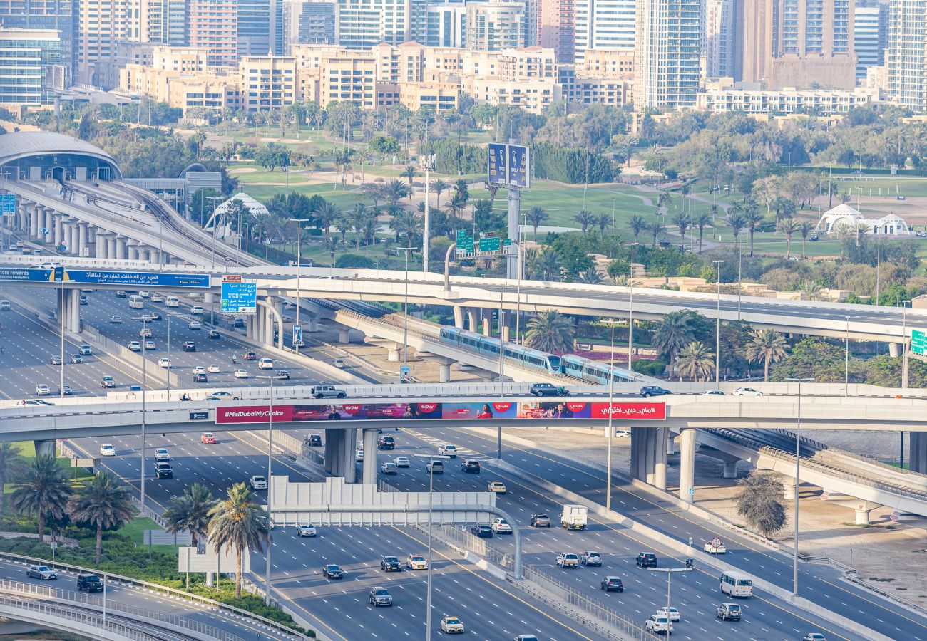 Апартаменты на Dubai - 1 BDR Apartment with office space / Dubai Marina