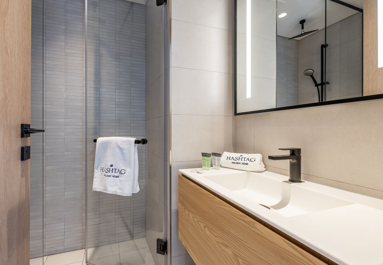 Апартаменты на Dubai - 3BDR Apartment + Maid Room / Burj Khalifa View