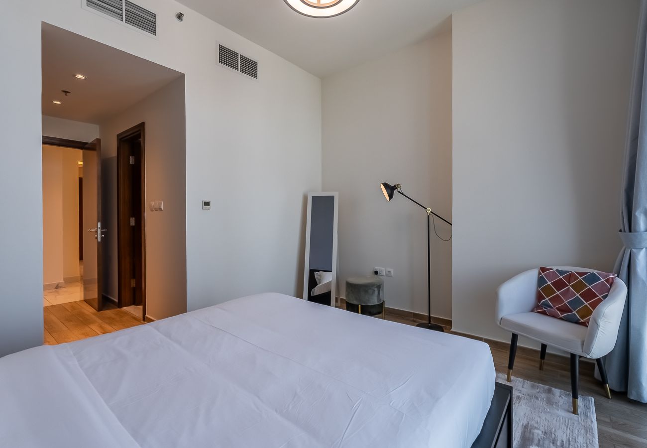 Апартаменты на Dubai - Spacious 3BDR + maid room / Business Bay