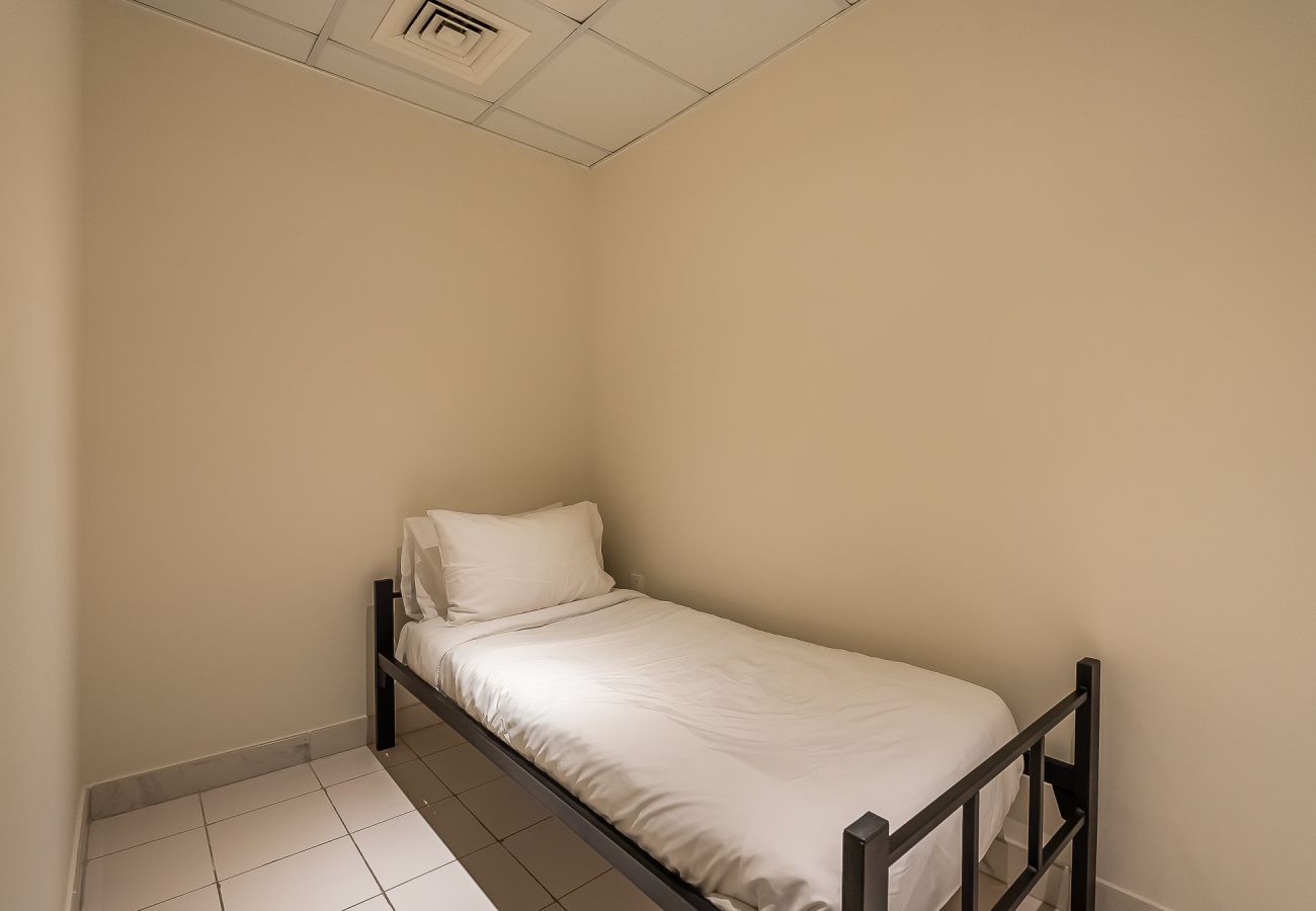 Апартаменты на Dubai - Spacious 3BDR + maid room / Business Bay