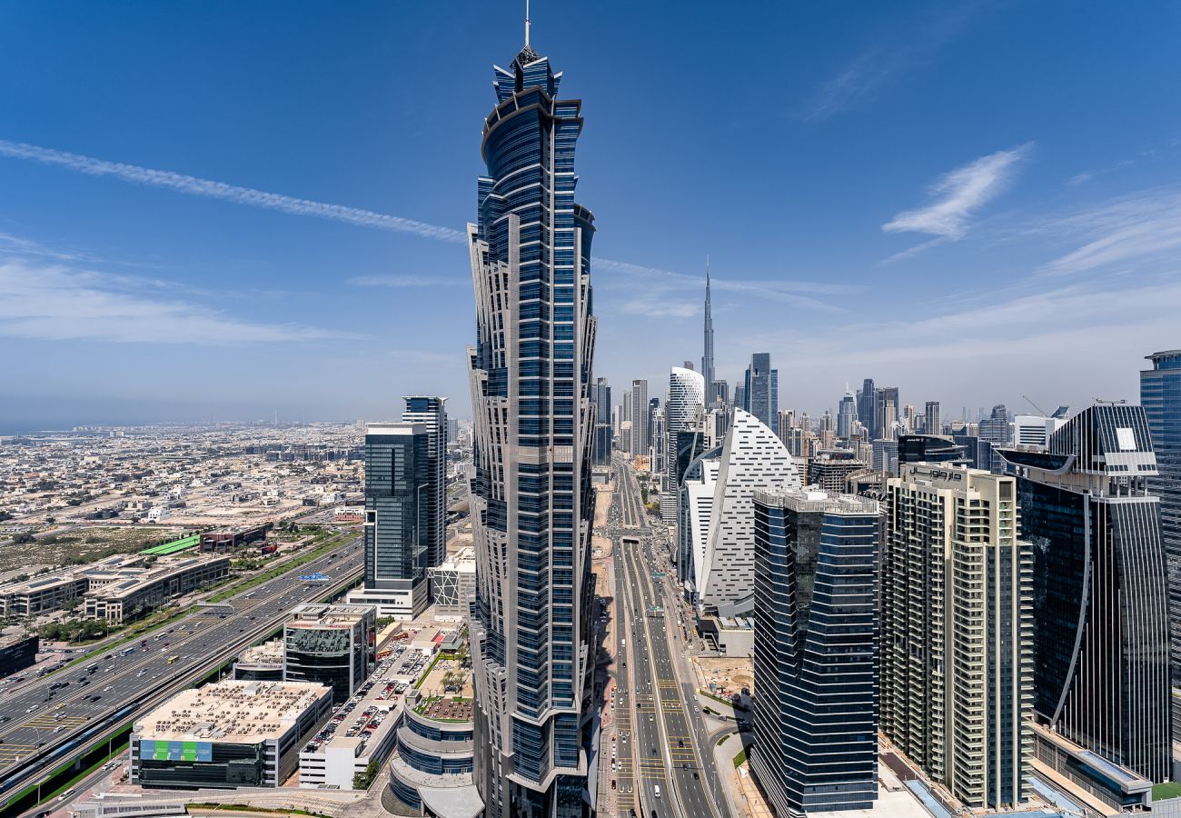 Апартаменты на Dubai - Spacious 3BDR + maid room / Business Bay