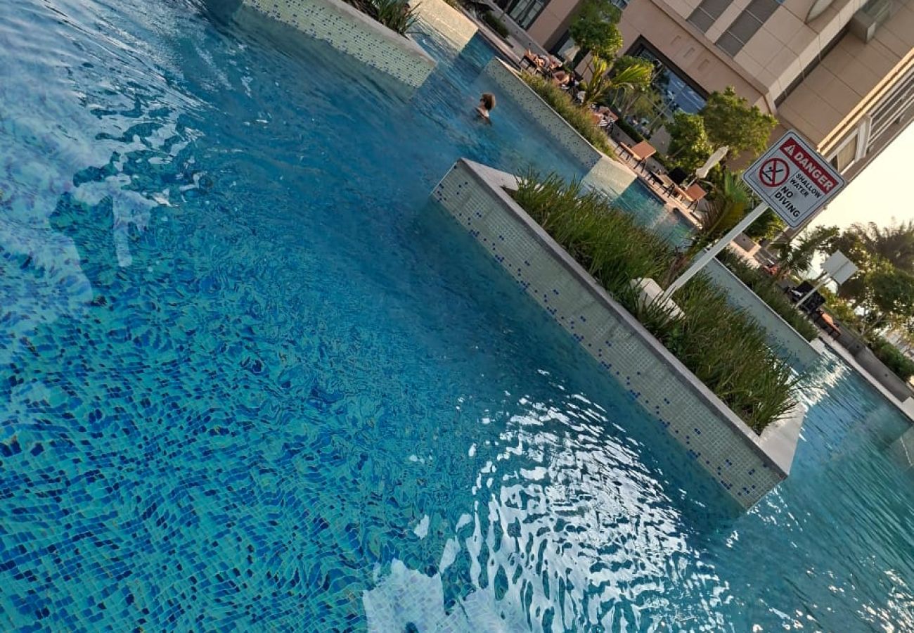 Апартаменты на Dubai - Spacious 3BDR + maid room / Business Bay 