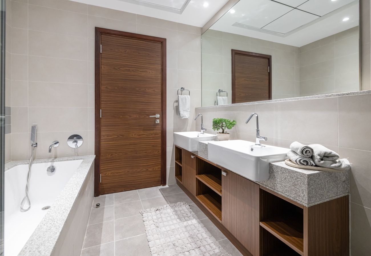 Апартаменты на Dubai - Stunning 1BDR Apartment / Close to Trade Center