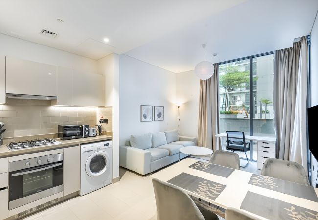 Апартаменты на Dubai - Spacious 1 Bedroom Apartment in Creek Sobha