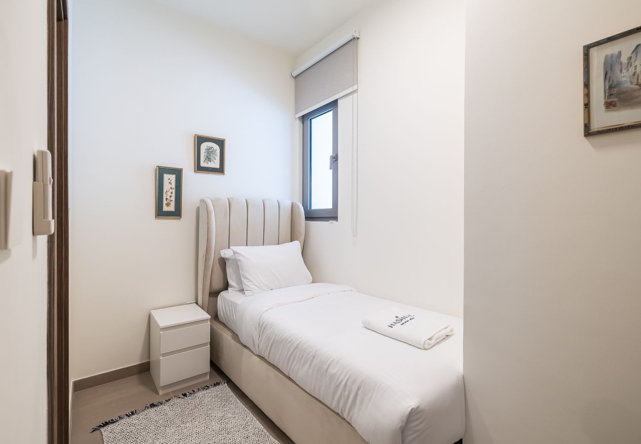 Апартаменты на Dubai - Elegant villa with 3 BDR I Maid Room I Garden /B51