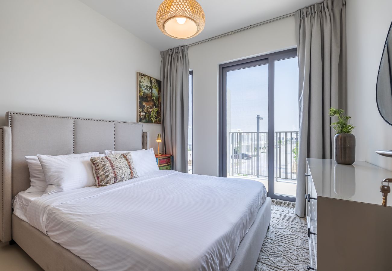 Апартаменты на Dubai - Exquisite 3-Bedroom Villa in Tilal Al Ghaf with Private Garden and Modern Amenities I B329