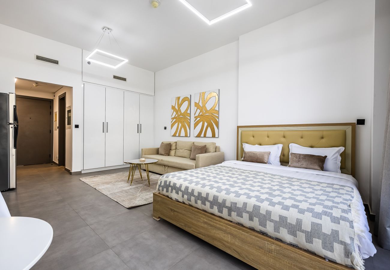 Апартаменты на Dubai - Studio Apartment in Sports city