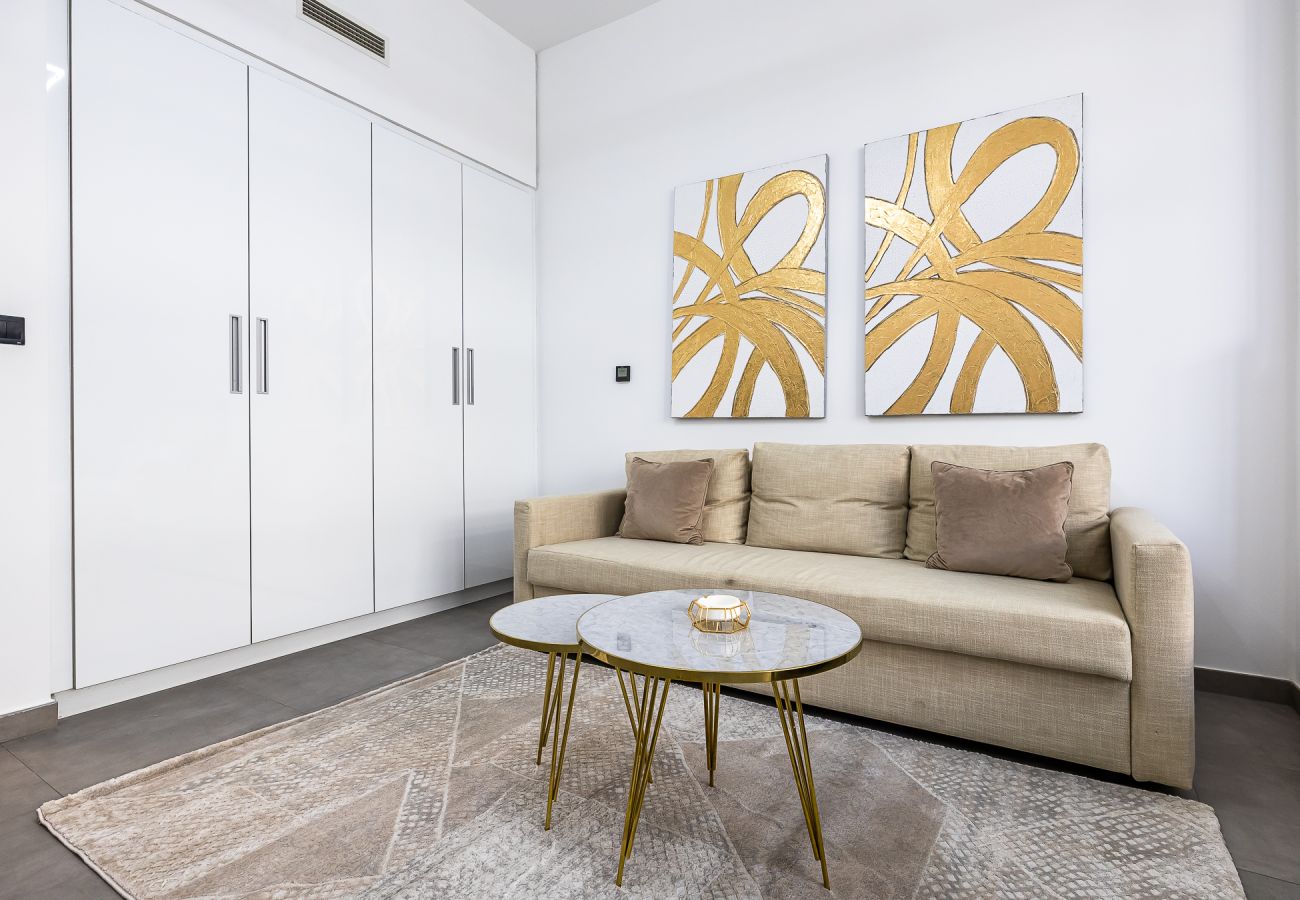 Апартаменты на Dubai - Studio Apartment in Sports city