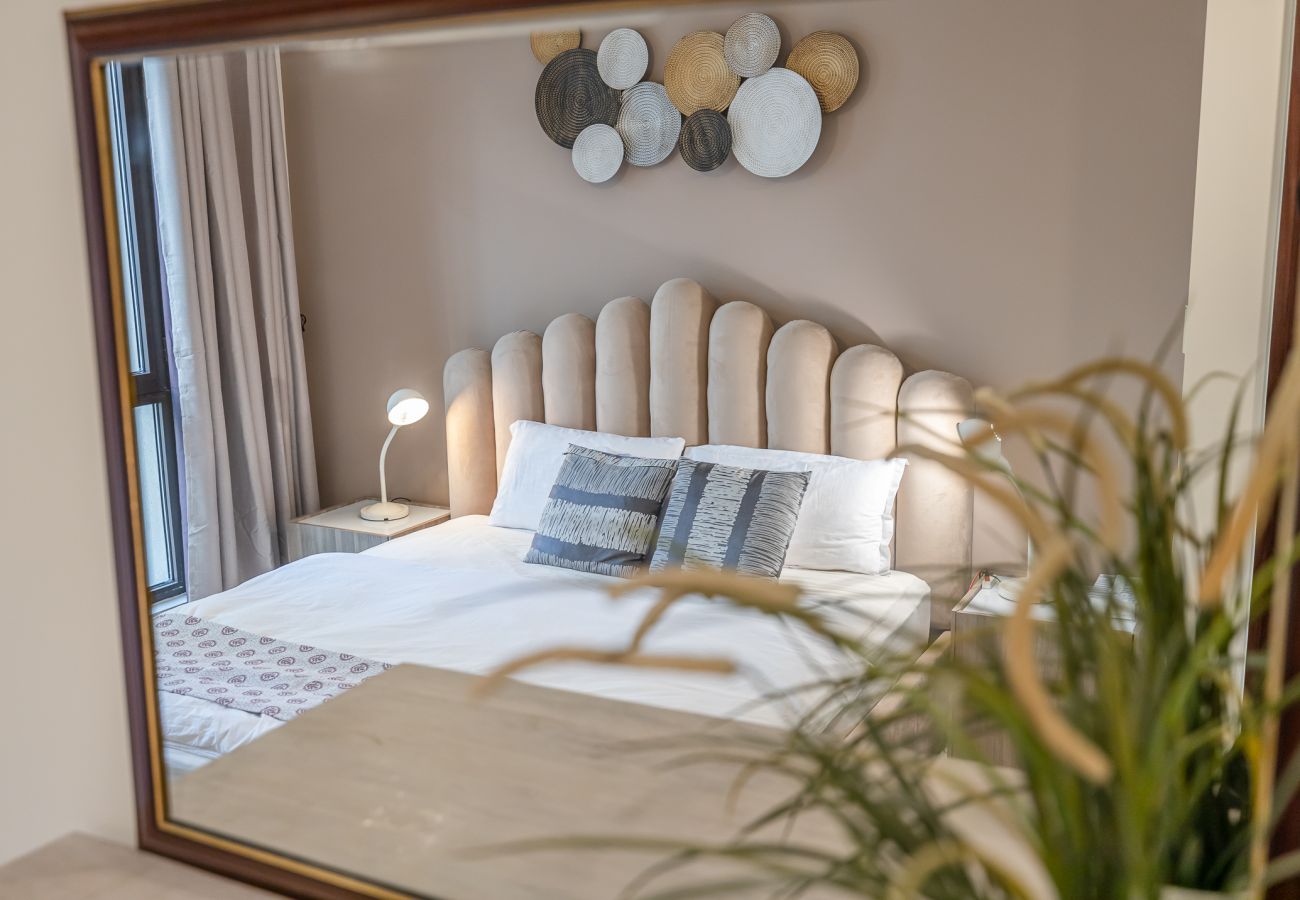 Апартаменты на Dubai - Beautiful 1 Bedroom Apartment/Close to Dubai Mall