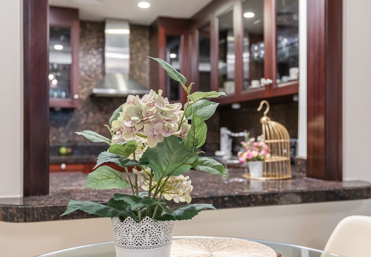 Апартаменты на Dubai - Beautiful 1 Bedroom Apartment/Close to Dubai Mall