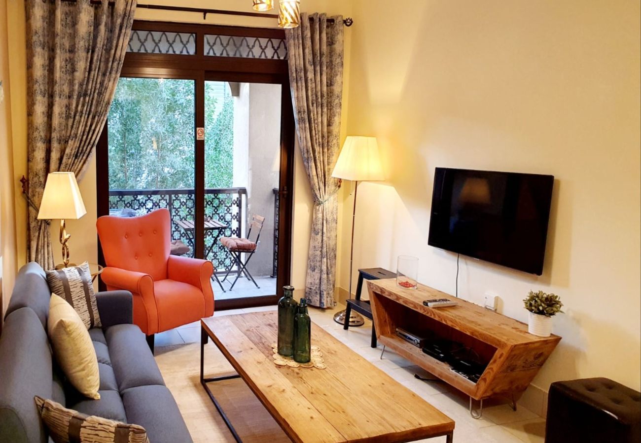 Апартаменты на Dubai - Beautiful 1 Bedroom Apartment/Close to Dubai Mall